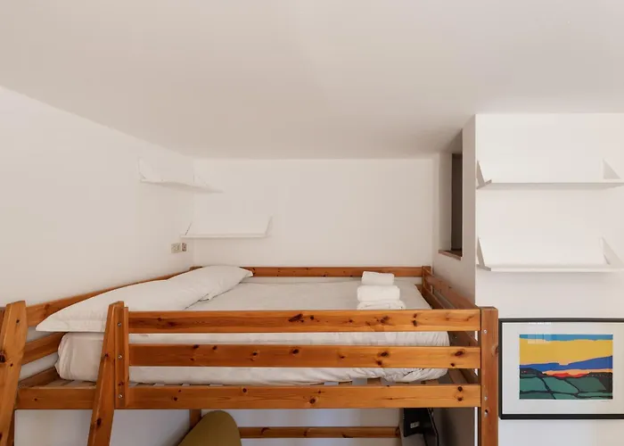 Guesthost - Corvetto Comfy Daire Milano