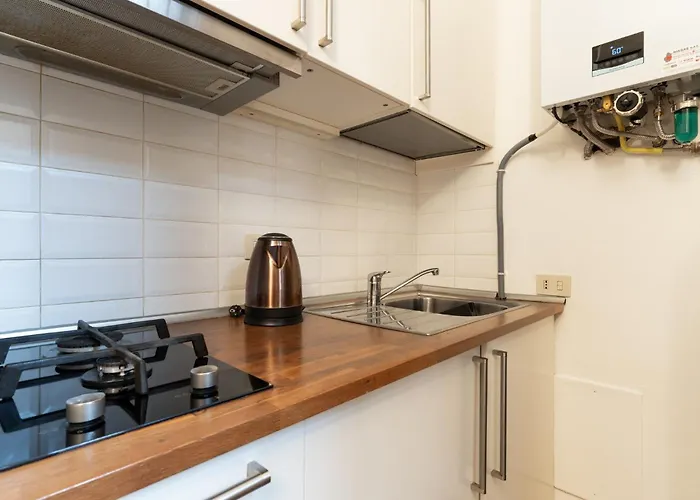 Guesthost - Corvetto Comfy Daire